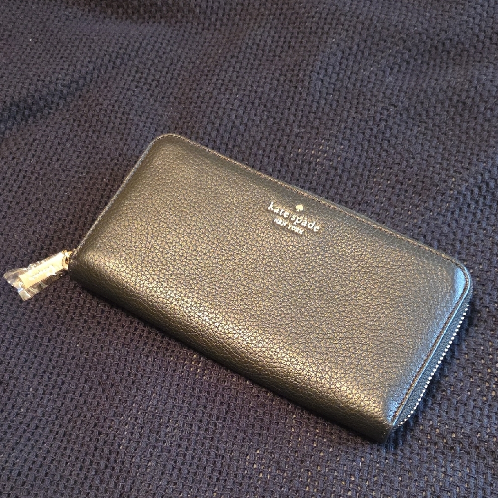 Kate Spade Black Pebbled Leather Continental Wallet...NWOT